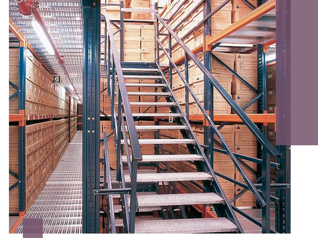 Лестницы складские прочные и безопасные под ключ в Озёрске