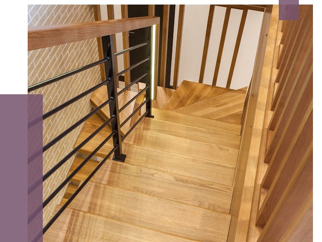 Лестницы из ясеня в Озёрске под ключ от 9939 руб. 