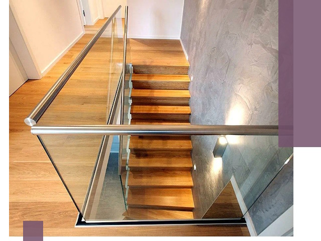 Перила для лестницы в доме — изготовление и монтаж в Озёрске