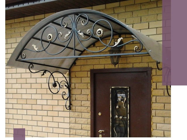 Изготовление козырьков из металла под ключ в Озёрске