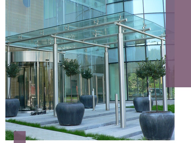 Навесы из стекла на заказ в Озёрске — монтаж и установка