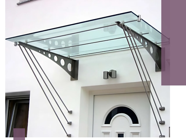 Козырьки над входом под ключ в Озёрске — изготовление и монтаж