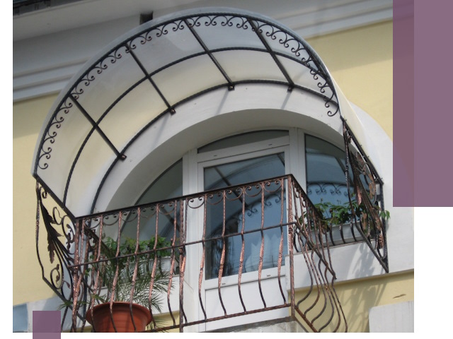 Козырьки над балконом в Озёрске — изготовление и монтаж